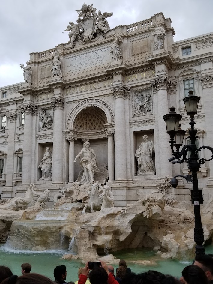tips for visiting rome - visit trevi fountain early